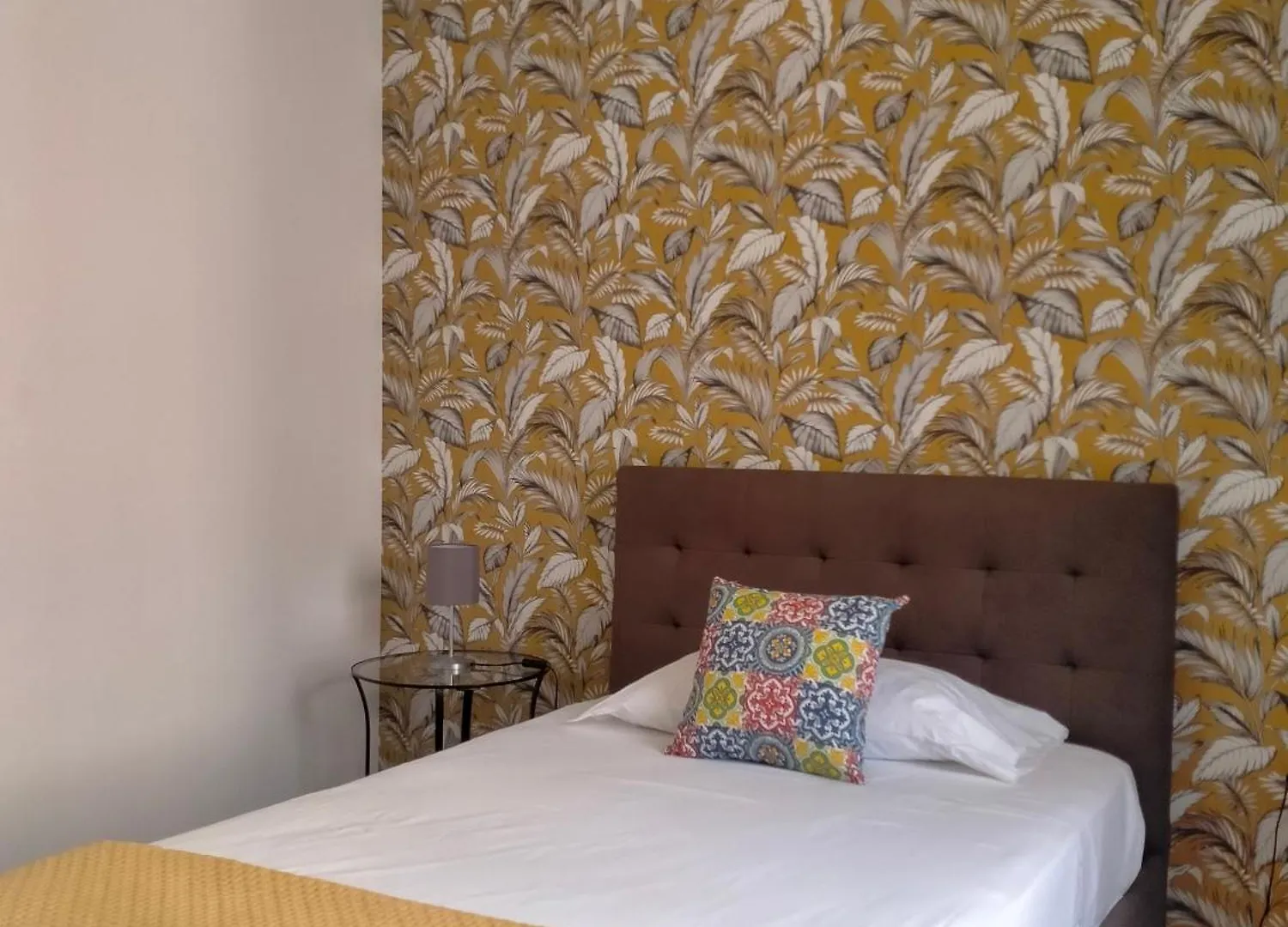 Bed & Breakfast Sicule B&B Aeroporto di Catania Fontana Rossa
