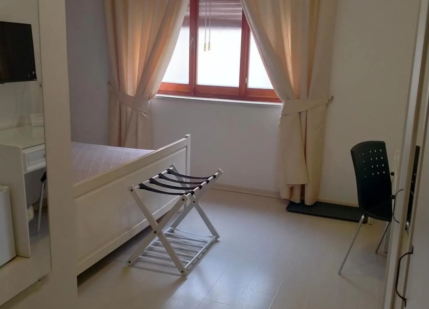Bed & Breakfast Sicule B&B Aeroporto di Catania Fontana Rossa Italia